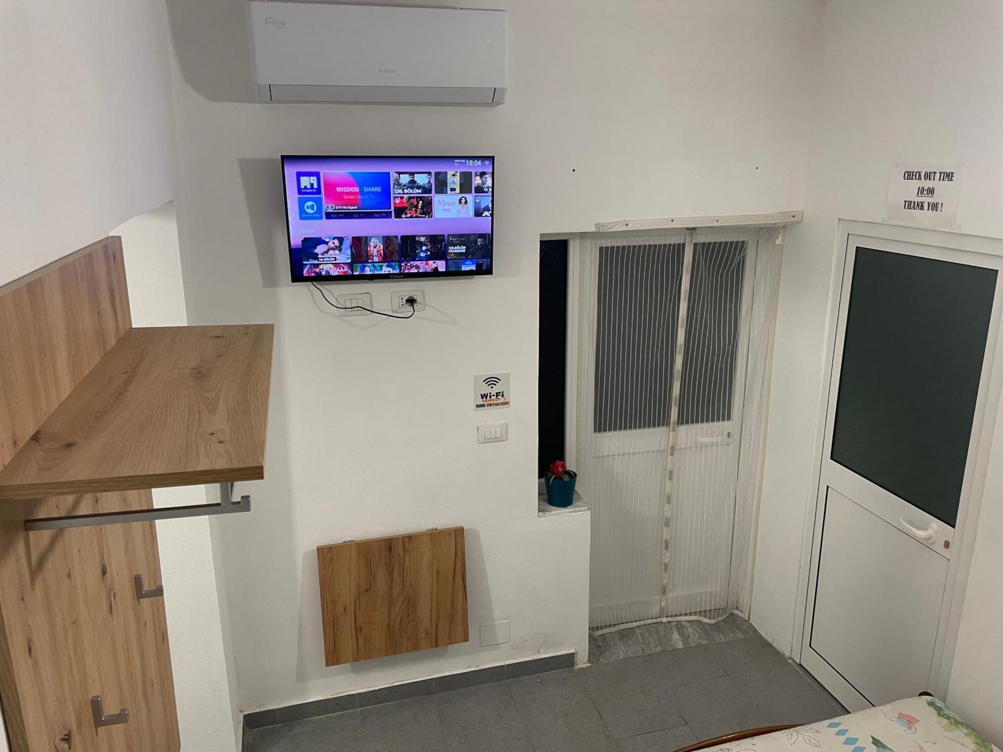 Happy Corner Guest House Шкодер Екстер'єр фото