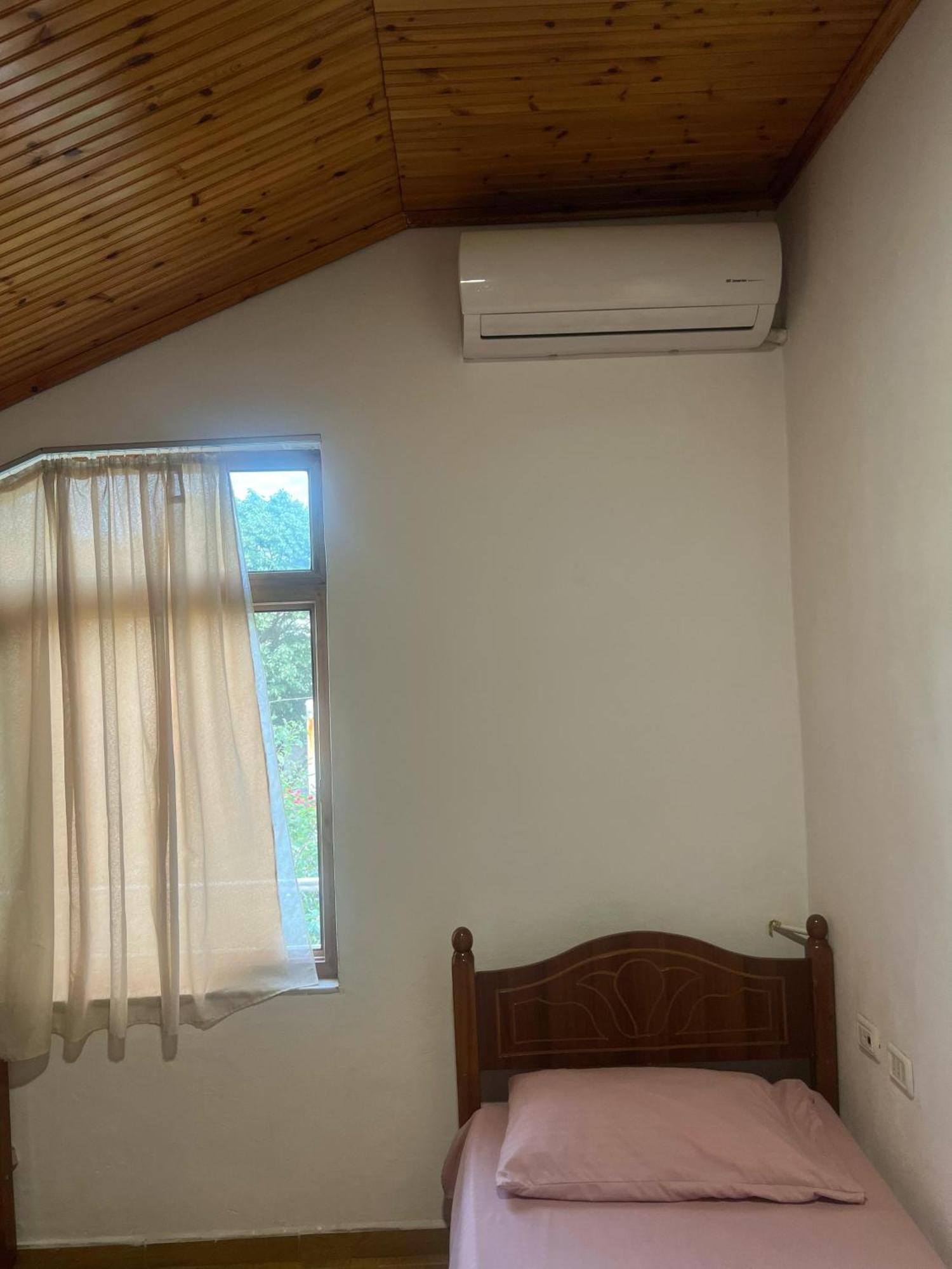 Happy Corner Guest House Шкодер Екстер'єр фото