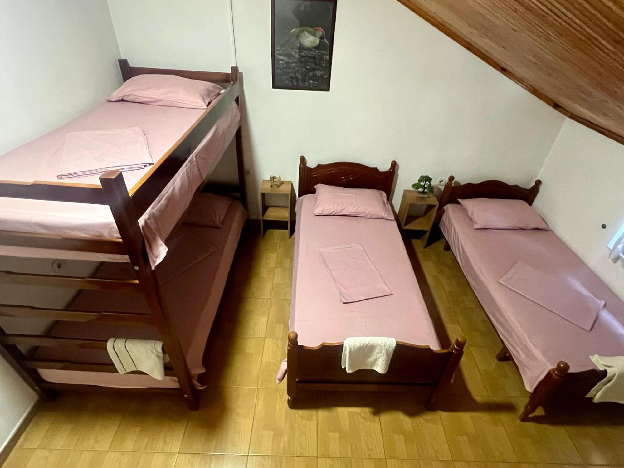 Happy Corner Guest House Шкодер Екстер'єр фото