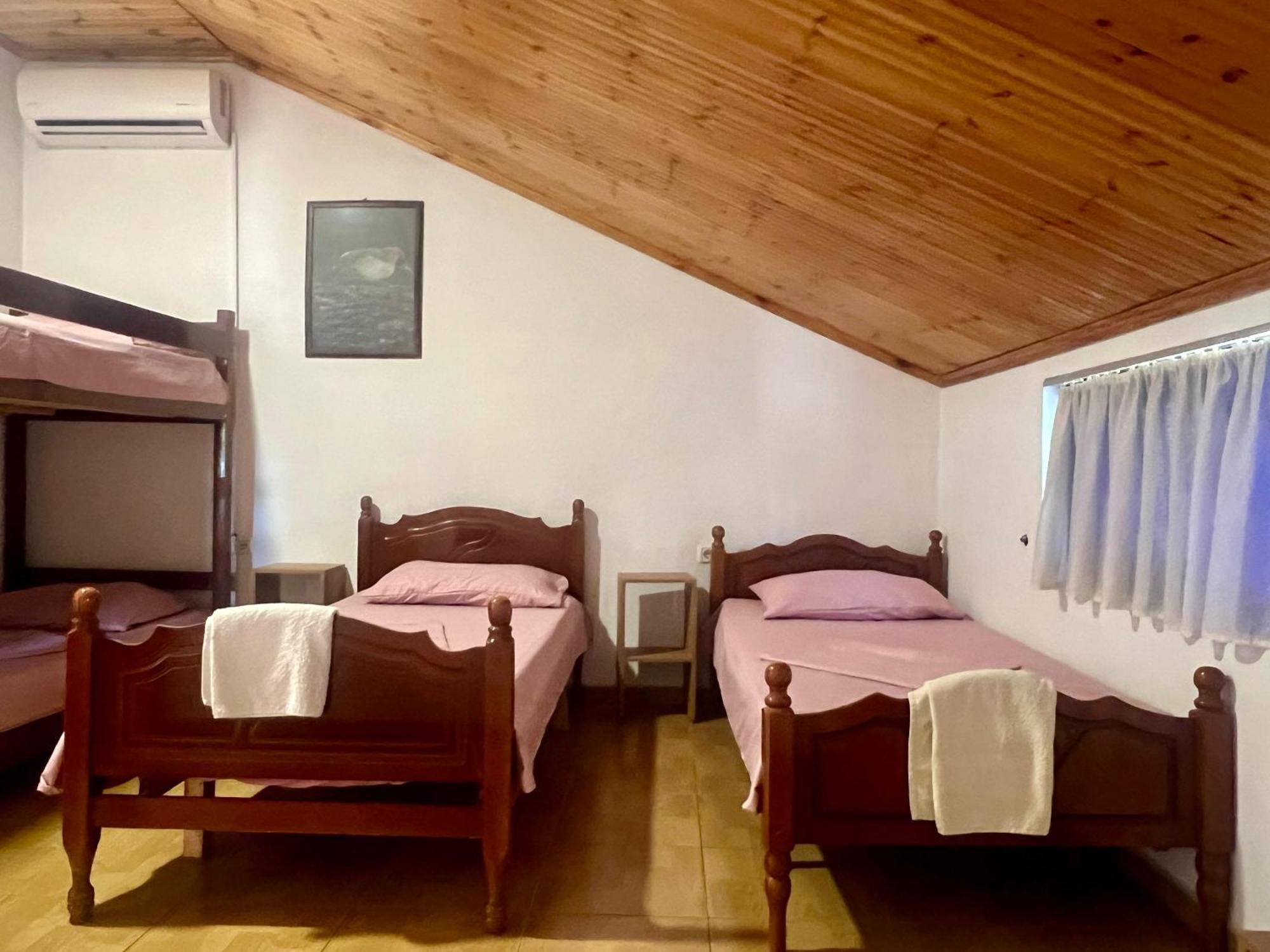 Happy Corner Guest House Шкодер Екстер'єр фото